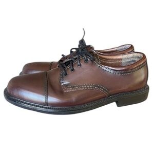 Dockers men’s leather Oxford shoes, NWOT size 10 1/2 brown brand new never worn